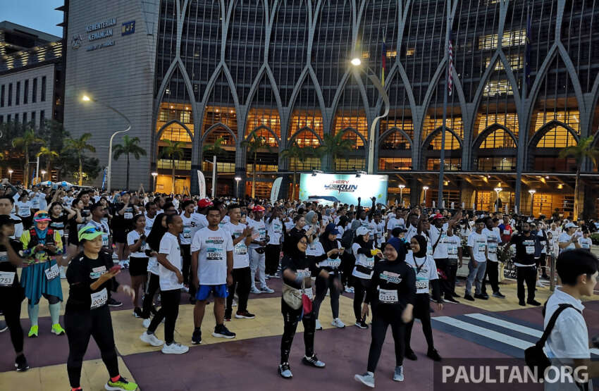 Chery Eco Run attracted 3.4k runners including MITI minister Tengku Zafrul – set to be an annual event 1714226