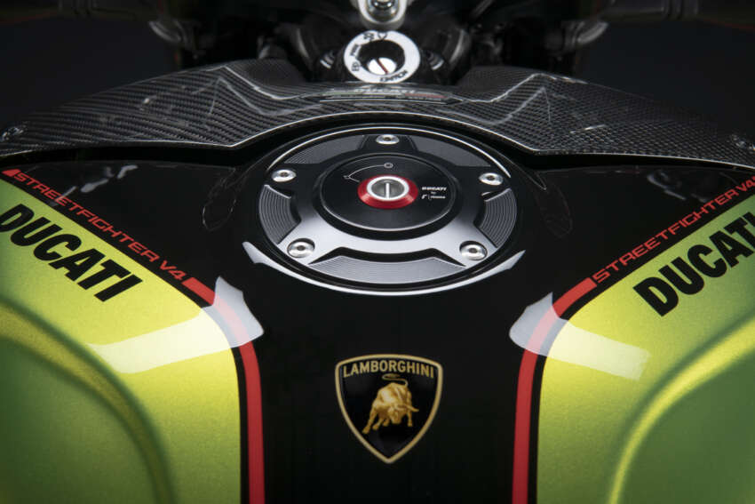 Ducati Streetfighter V4 Lamborghini in M’sia, RM460k 1721100