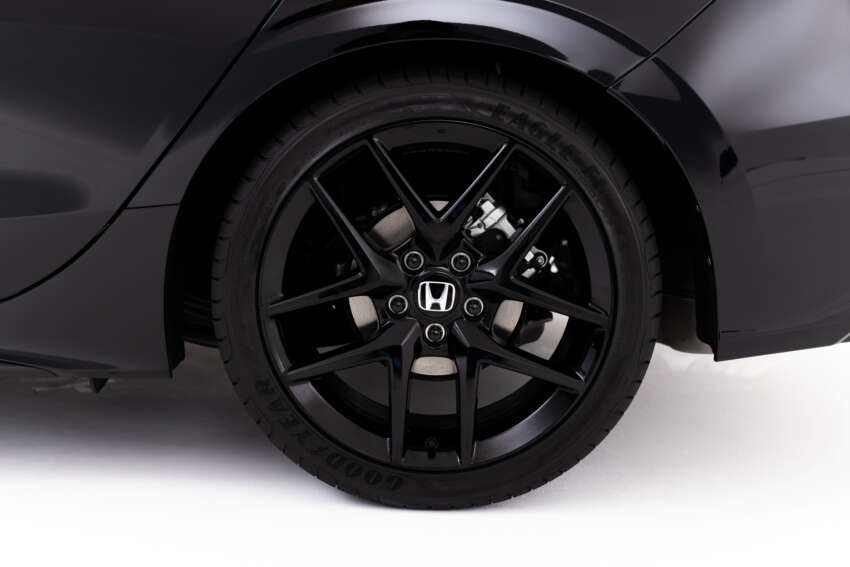 Honda Civic RS Prototype didedah di Tokyo Auto Salon 2024 – transmisi manual, badan hatchback 1715841