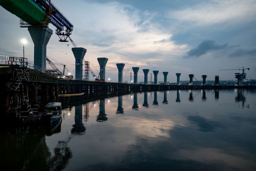 Projek RTS Link antara M’sia-S’pura ‘disambung’ secara simbolik, tahap kemajuan pembinaan kini 65% 1714957