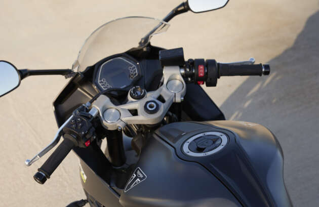 Triumph Daytona 660 2024 diperkenal – enjin 17% lebih kuasa berbanding Trident, brek lebih berprestasi