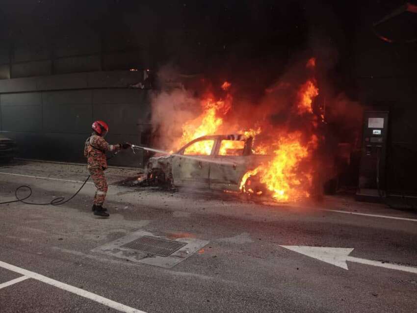 Mercedes-Benz EQB catches fire at dealership charger in Johor, cause of fire still under investigation 1711301