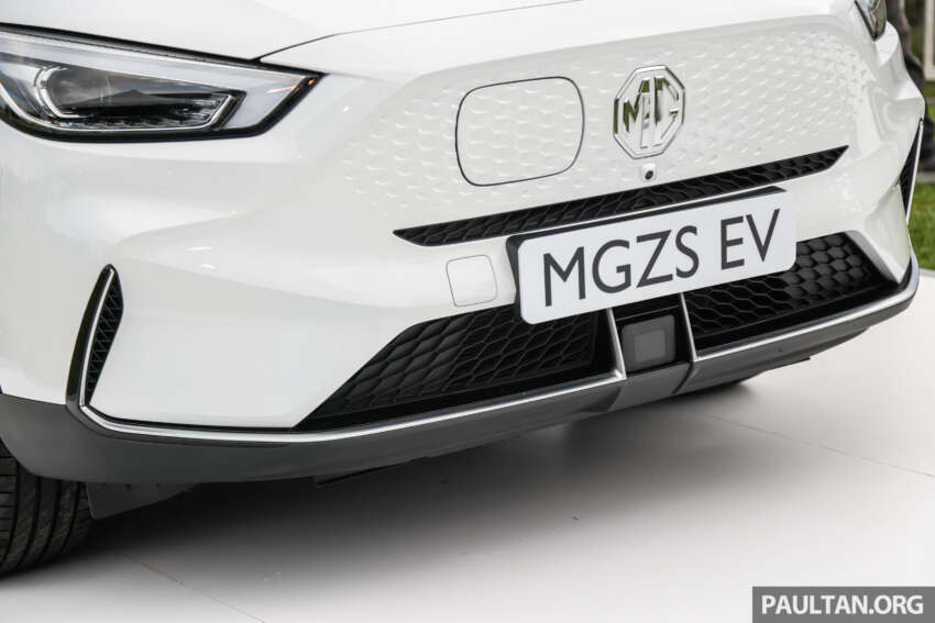 MG ZS EV boleh ditempah di M’sia – 176 PS/280 Nm, 51.1 kWh, jarak gerak 320 km, dijangka dari RM129k 1733494