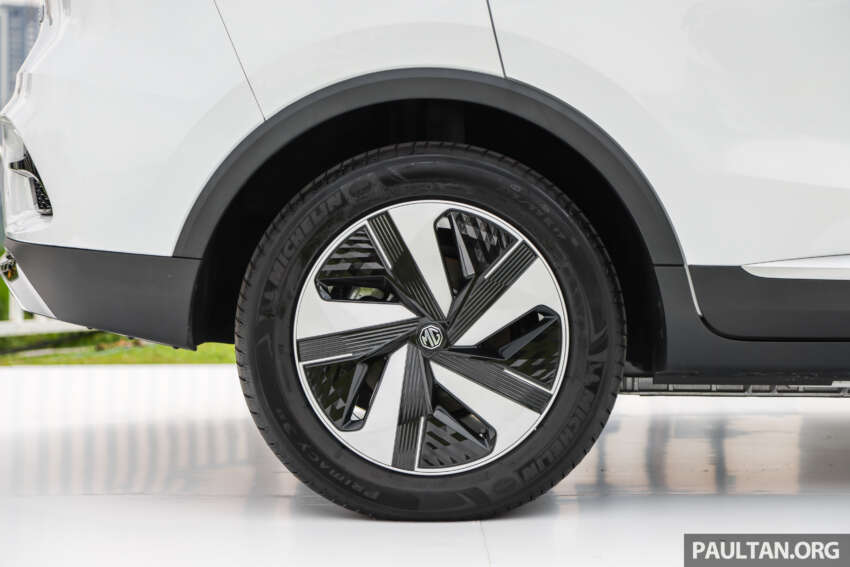 MG ZS EV boleh ditempah di M’sia – 176 PS/280 Nm, 51.1 kWh, jarak gerak 320 km, dijangka dari RM129k 1733504