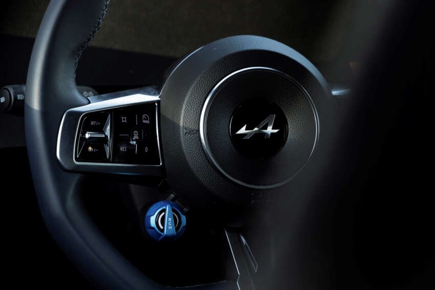 Alpine A290 EV hot hatchback to debut in June 2024 1730424