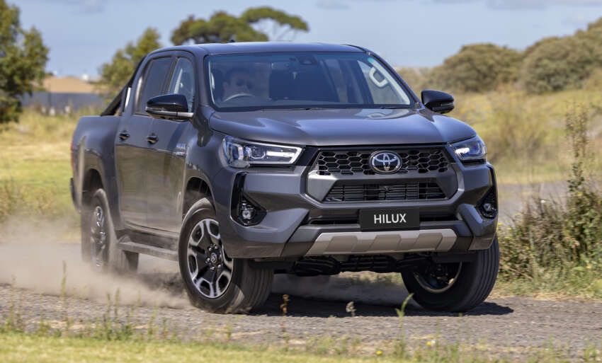 Toyota Hilux V-Active 2024 dilancar di Australia – hibrid ringkas 48V, lebih berkuasa dan selesa 1730952