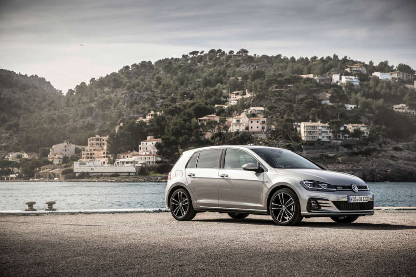 2024 Volkswagen Golf Edition 50 debuts – brand shows ultra-rare EA 276 development study concept 1730826