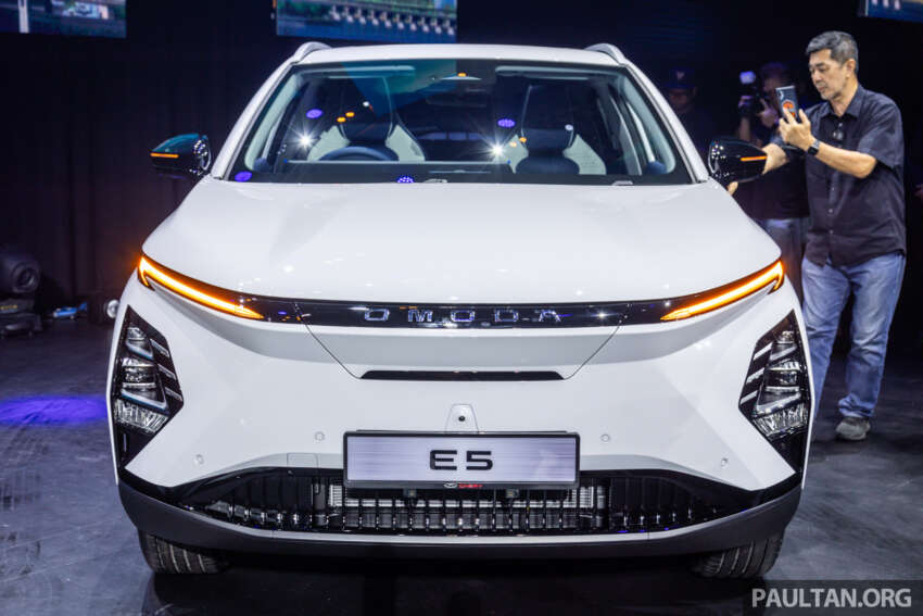 Chery Omoda E5 EV launched in Malaysia – 430 km range, 7.6s, 8yr batt warranty, CKD Q2 2024, RM147k 1737554