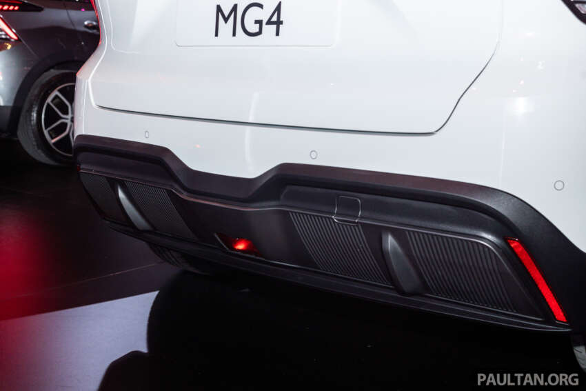 MG4 EV 2024 dilancar di Malaysia – empat varian; hingga 435 PS/600 Nm, 520 km; dari RM103,999 1744722