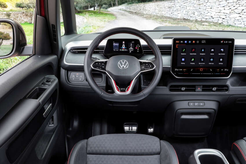 Volkswagen ID. Buzz GTX didedah — 340 PS dual-motor, 2 jarak roda; 79 atau 86 kWj, 0-100 km/j 6.5 saat 1743093