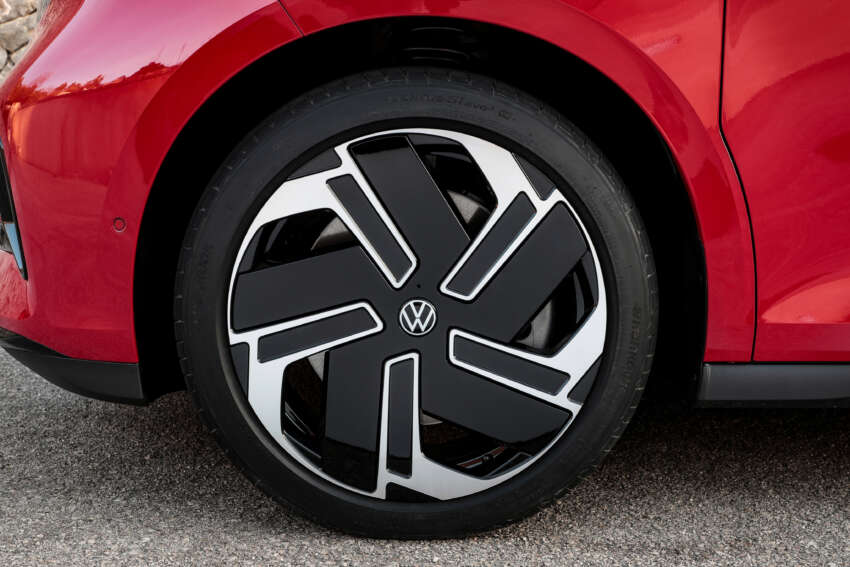 Volkswagen ID. Buzz GTX didedah — 340 PS dual-motor, 2 jarak roda; 79 atau 86 kWj, 0-100 km/j 6.5 saat 1743116