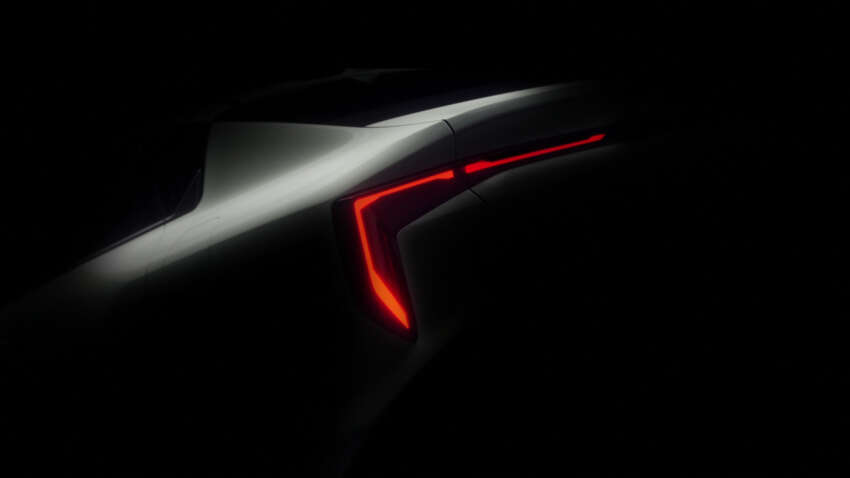 Kia K4 2025 muncul dalam teaser – pengganti Cerato/Forte; diperkenalkan pada 27 Mac di New York 1740767