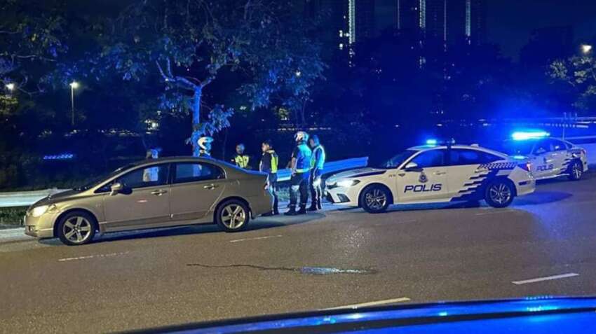 Civic caught driving against traffic in Jln Johor Bahru-Ayer Hitam – 75-year-old female driver detained 1735723