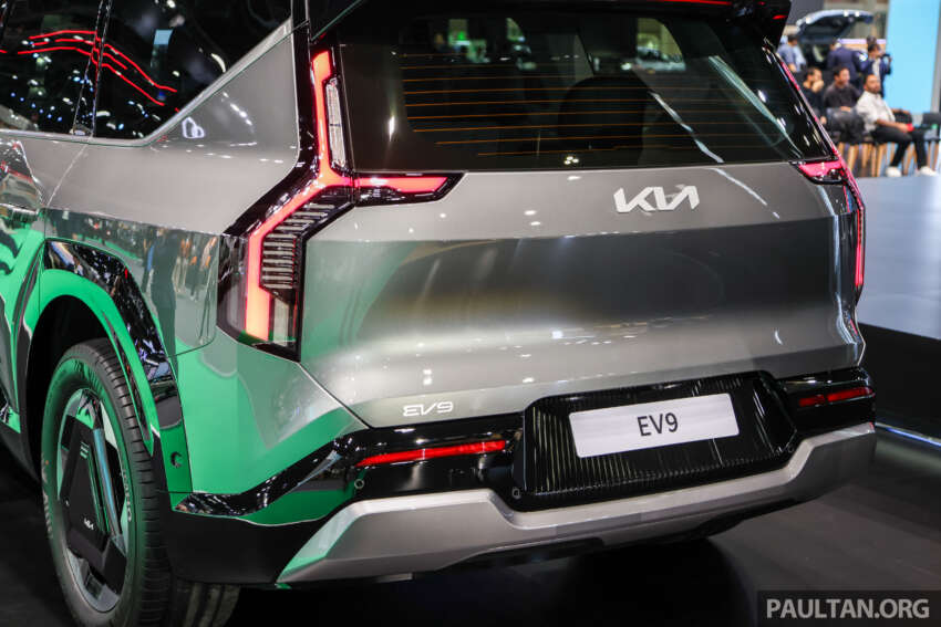 Bangkok 2024: Kia EV9 – three-row SUV; up to 384 PS, 700 Nm, 680 km EV range; launching in Malaysia soon 1744083