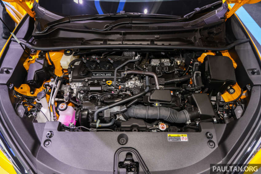 Bangkok 2024: Lexus LBX — SUV 1.5L hibrid kompak 1744956