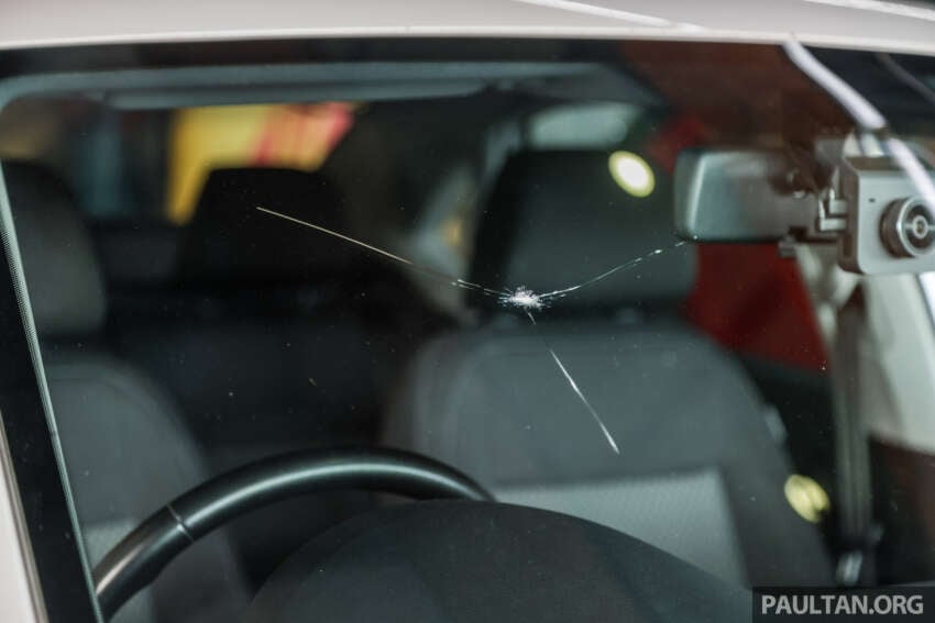Changing your windscreen? Look for Sika 1738453