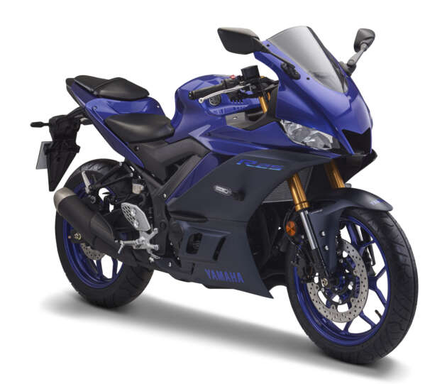 Yamaha R25 2024 datang dalam pilihan warna baru
