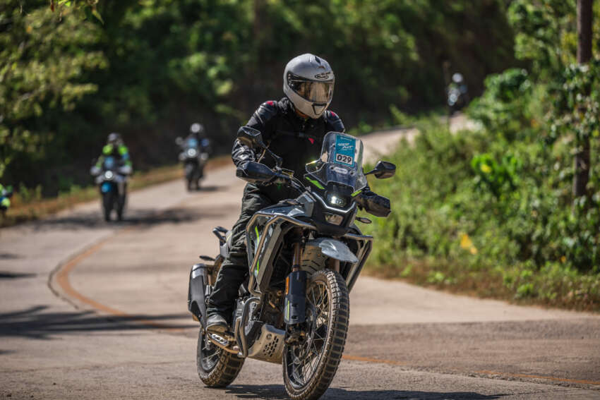 Review: 2024 CFMoto 450MT, approx. RM30,000 – the lightweight, sub-middleweight dual-purpose you need 1747885