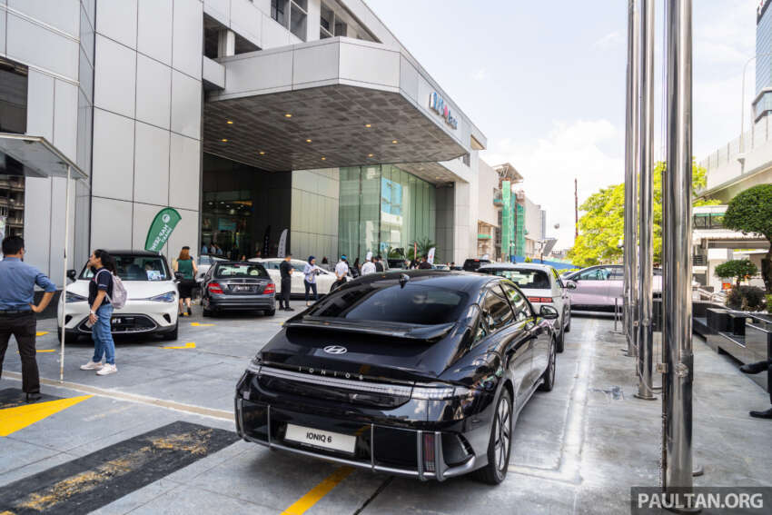 EVlution debuts charging stations at RHB Centre KL – new CPO targets 100 chargers in 1H 2024, 2k by 2025 1751390