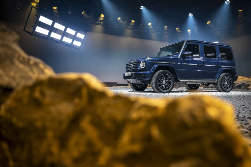 2024 Mercedes-Benz G-Class facelift: W465 gets 48V mild hybrid, MBUX, hydraulic dampers, keyless entry! 1746638