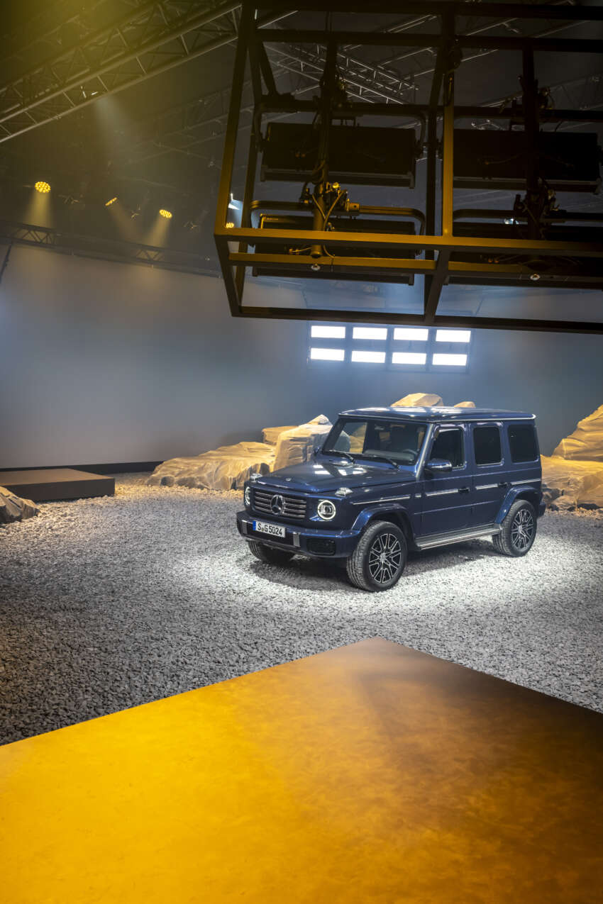 2024 Mercedes-Benz G-Class facelift: W465 gets 48V mild hybrid, MBUX, hydraulic dampers, keyless entry! 1746639