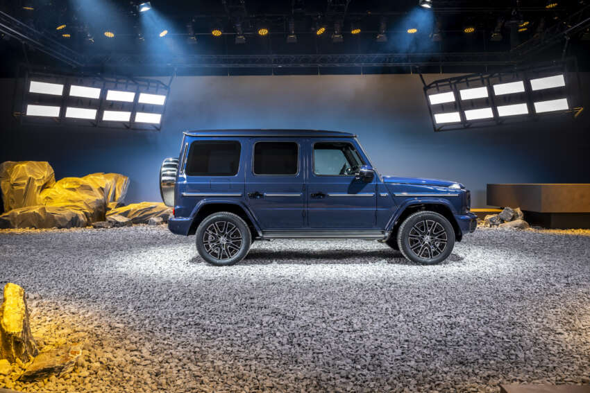 2024 Mercedes-Benz G-Class facelift: W465 gets 48V mild hybrid, MBUX, hydraulic dampers, keyless entry! 1746650