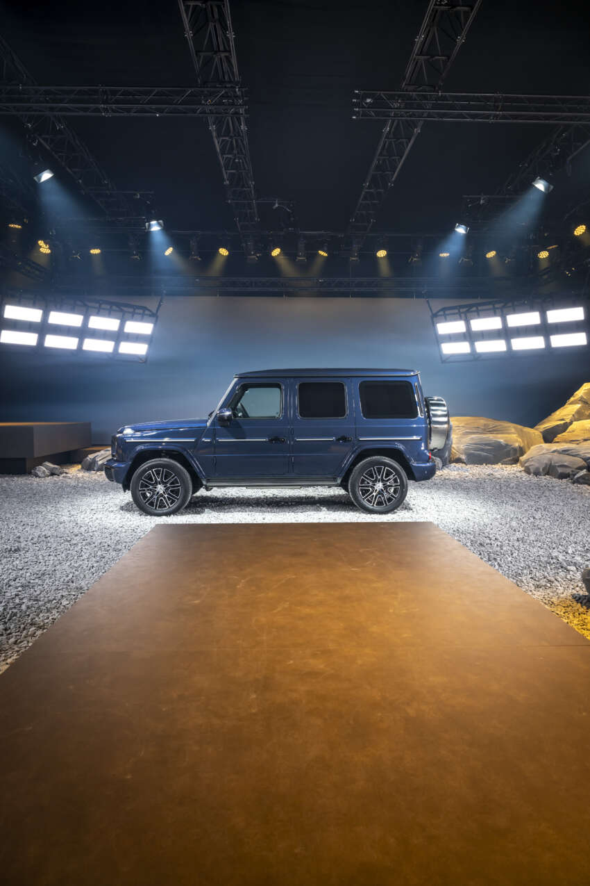2024 Mercedes-Benz G-Class facelift: W465 gets 48V mild hybrid, MBUX, hydraulic dampers, keyless entry! 1746653