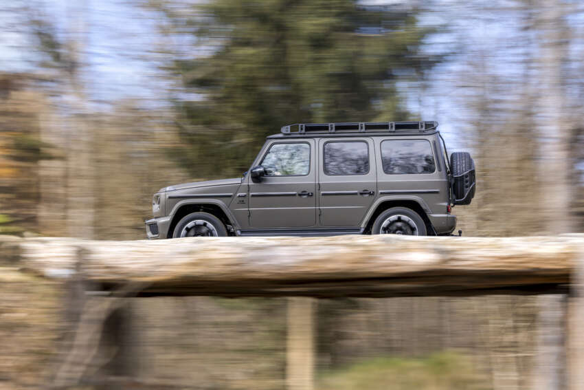 2024 Mercedes-Benz G-Class facelift: W465 gets 48V mild hybrid, MBUX, hydraulic dampers, keyless entry! 1746706