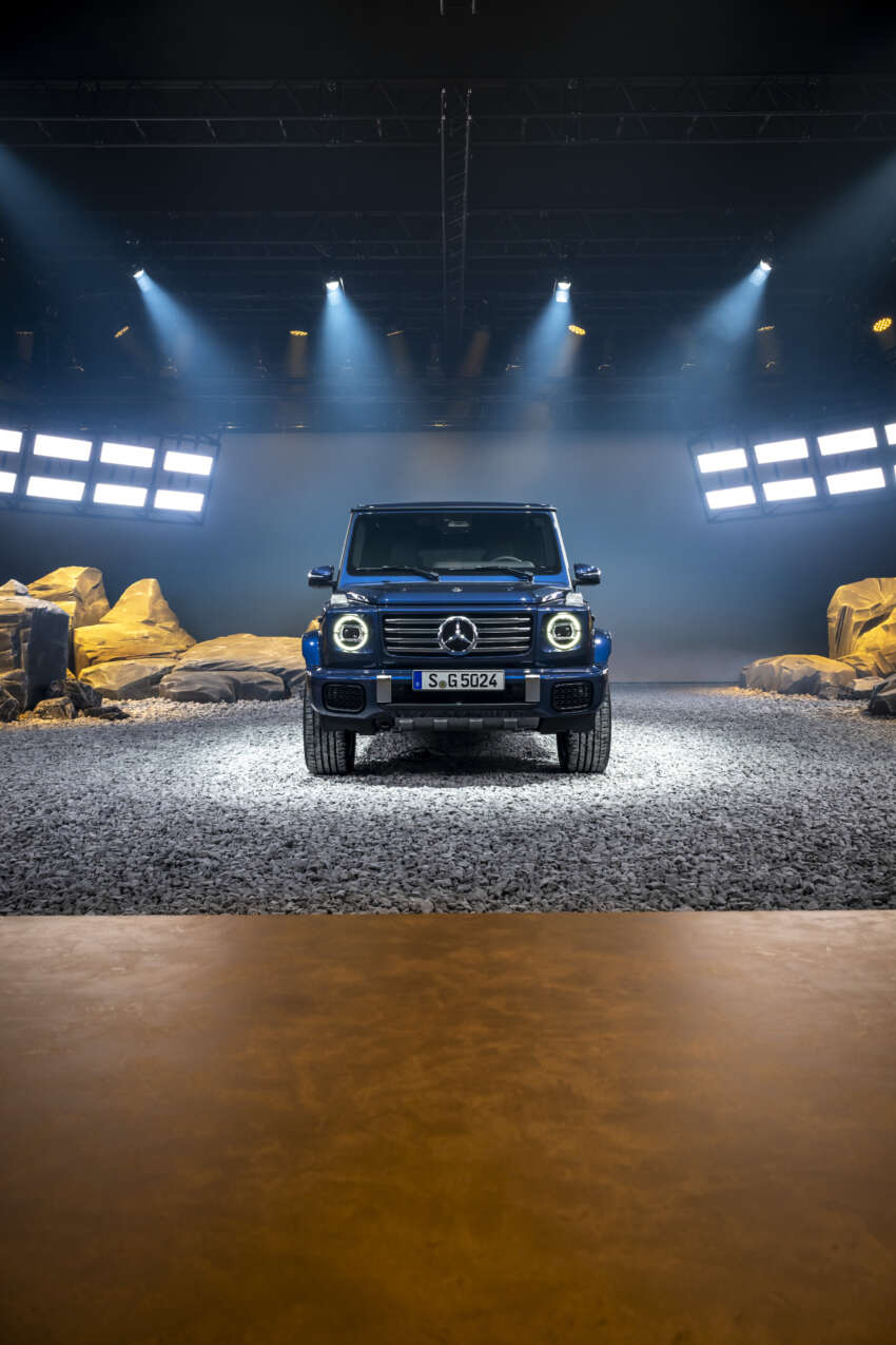 2024 Mercedes-Benz G-Class facelift: W465 gets 48V mild hybrid, MBUX, hydraulic dampers, keyless entry! 1746632