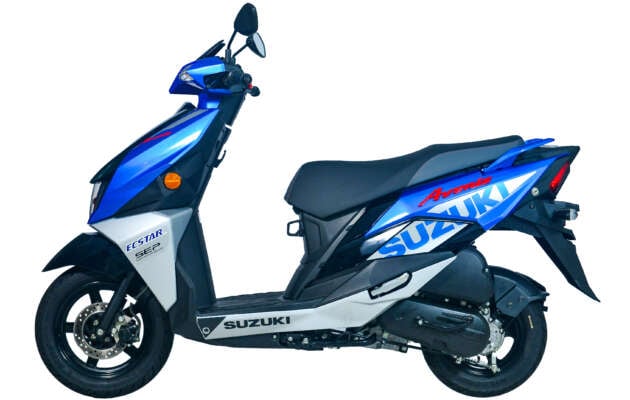 Suzuki Avenis and Burgmann Street EX 125 2024 scooters in Malaysia, priced at RM6,980 and RM7,500