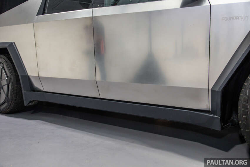 Tesla Cybertruck in Malaysia – stainless steel pick-up EV on display in showrooms in May, not for sale 1749401