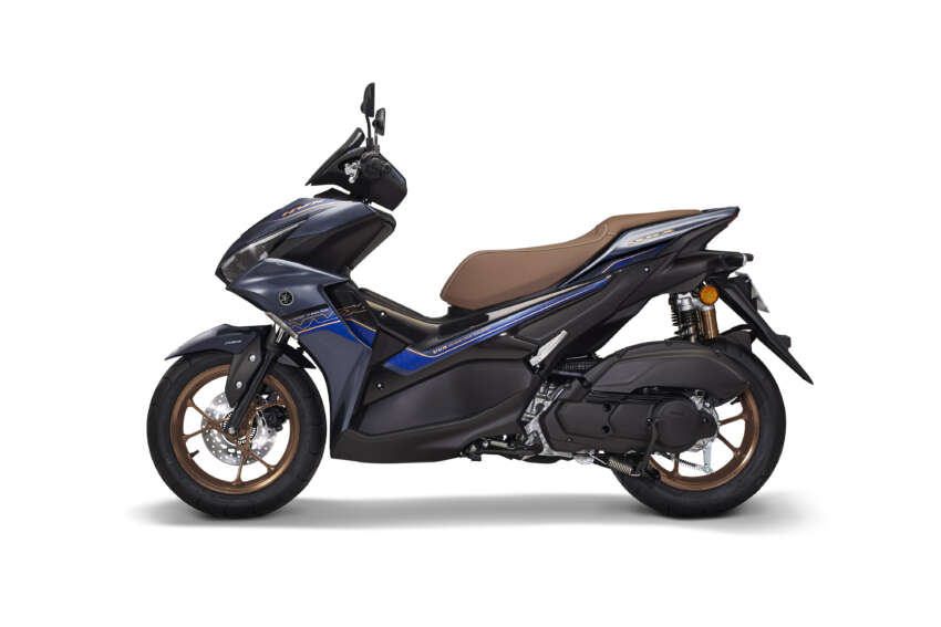 2024 Yamaha NVX new colours for Malaysia, RM9,998 1754784