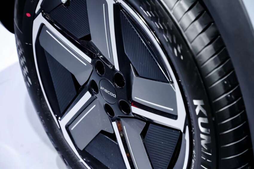 Jaecoo J7 PHEV debuts – 347 PS/525 Nm from 1.5TGDi plug-in hybrid, 88 km EV range, 20.4 km/l, DC charging 1756109
