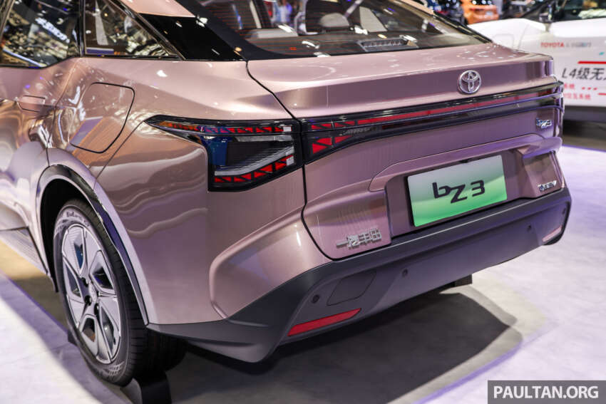Beijing 2024: Toyota bZ3C dan bZ3X Concept didedah 1757288