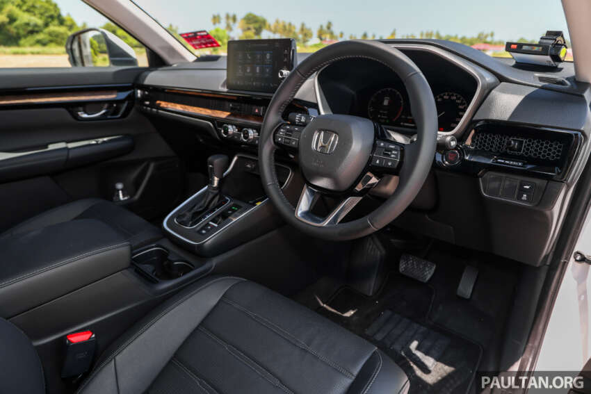 PANDU UJI: Honda CR-V 2024 — 2.0L e:HEV RS hibrid atau 1.5T V AWD lebih seronok? Mana lagi senyap? 1752945