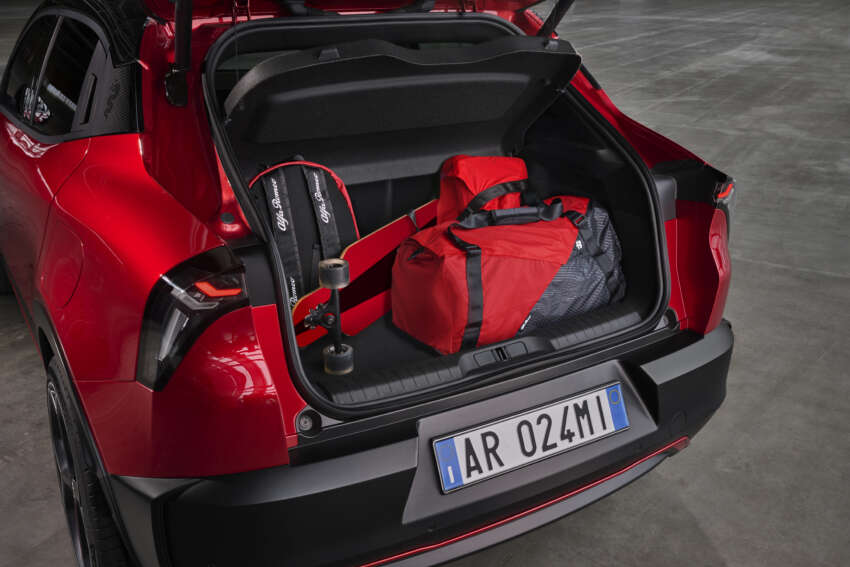 Alfa Romeo Milano – divisive B-segment SUV available as mild hybrid, EV with up to 240 PS, 410 km range 1749841