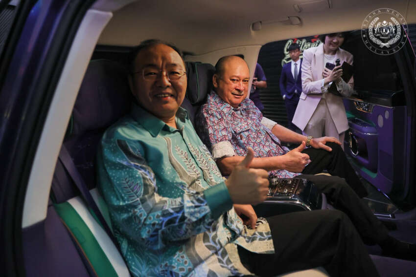 Agong, Sultan Ibrahim Iskandar jadi pemilik pertama Hongqi L5 di dunia – sedan mewah enjin V8 twin turbo 1750036