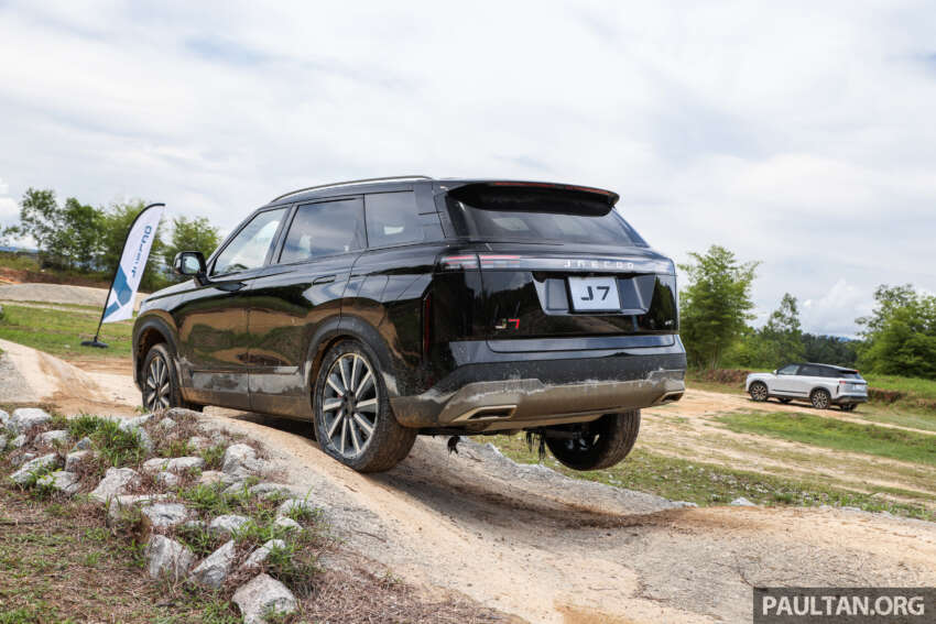 2024 Jaecoo J7 – we test out 197 PS/290 Nm 1.6T AWD SUV off-road ahead of launch; RM160k estimated 1752082