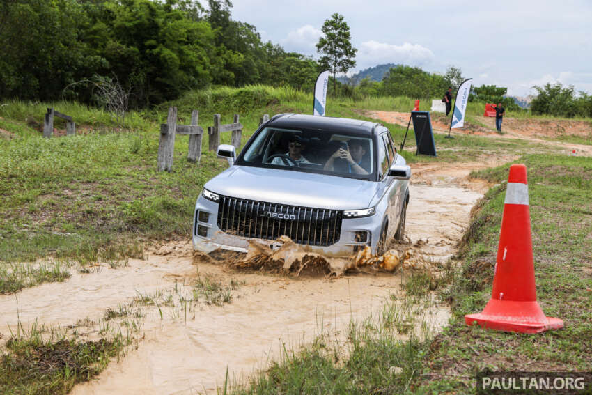 2024 Jaecoo J7 – we test out 197 PS/290 Nm 1.6T AWD SUV off-road ahead of launch; RM160k estimated 1752107