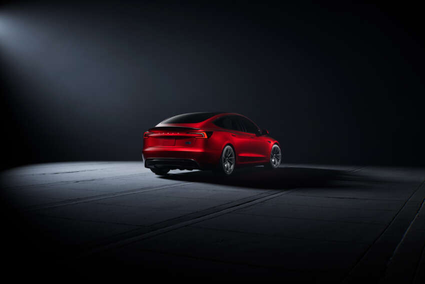 Tesla Model 3 Performance 2024 kini boleh ditempah; bermula RM242k, 460 hp, 0-100 km/j dalam 3.1 saat 1754984