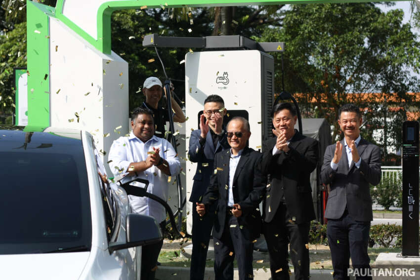 Schneider Electric Malaysia launches public EV chargers in PJ – 22 kW AC, 180 kW DC, RM1-1.60/kWh 1757767