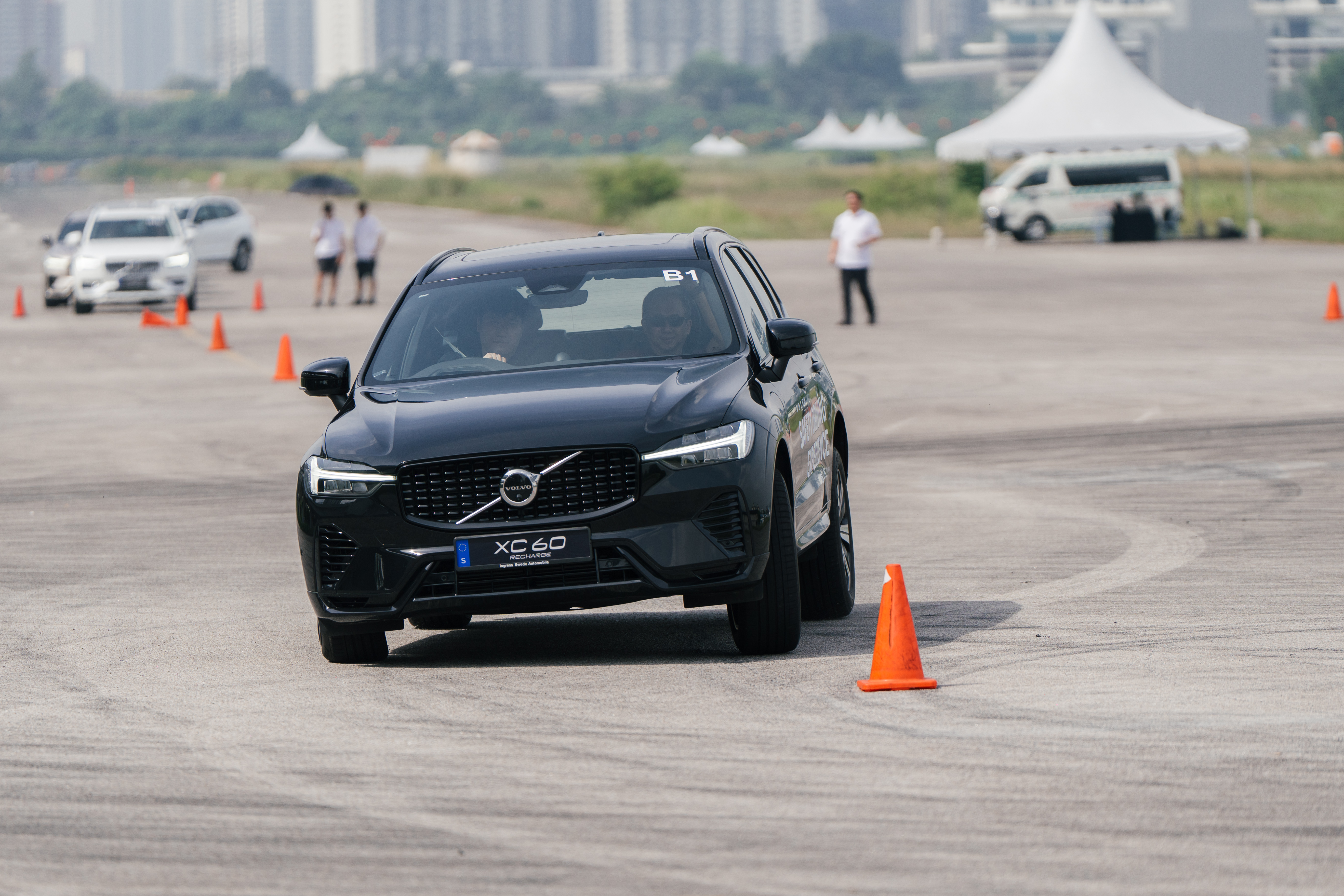 Official Volvo safe driving experience-13