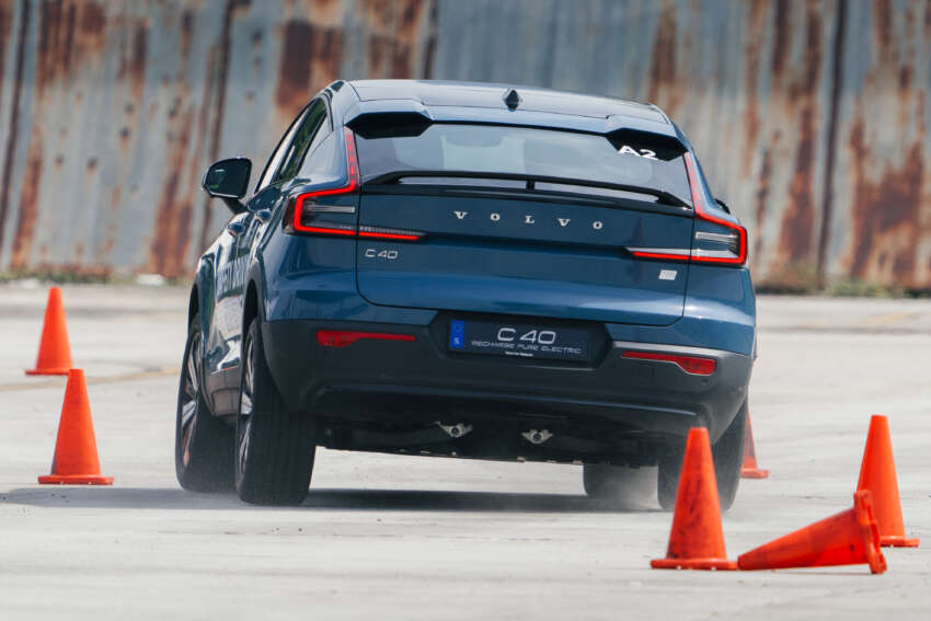 Back to school with Volvo Safety Driving Experience 1750082