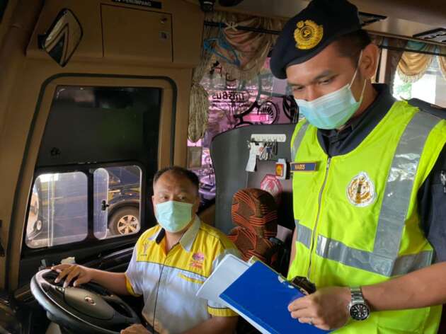 JPJ laksana penguatkuasaan pemakaian tali pinggang keledar di dalam bas ekspres, persiaran mulai  1 Julai