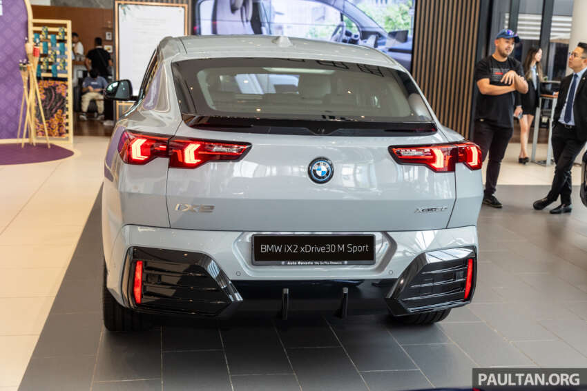 2024 BMW iX2 xDrive30 in Malaysia gallery – 449 km EV range; from RM283k; RM7k more than iX1 xDrive30 1759964