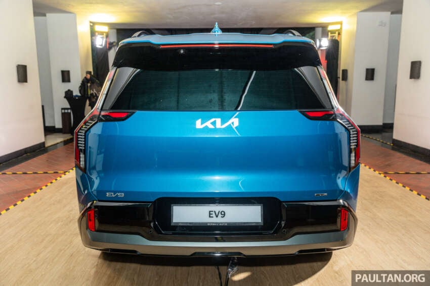 2024 Kia EV9 launched in Malaysia – two GT-Line AWD variants; 6 or 7 seats; 505 km EV range; from RM370k 1759239