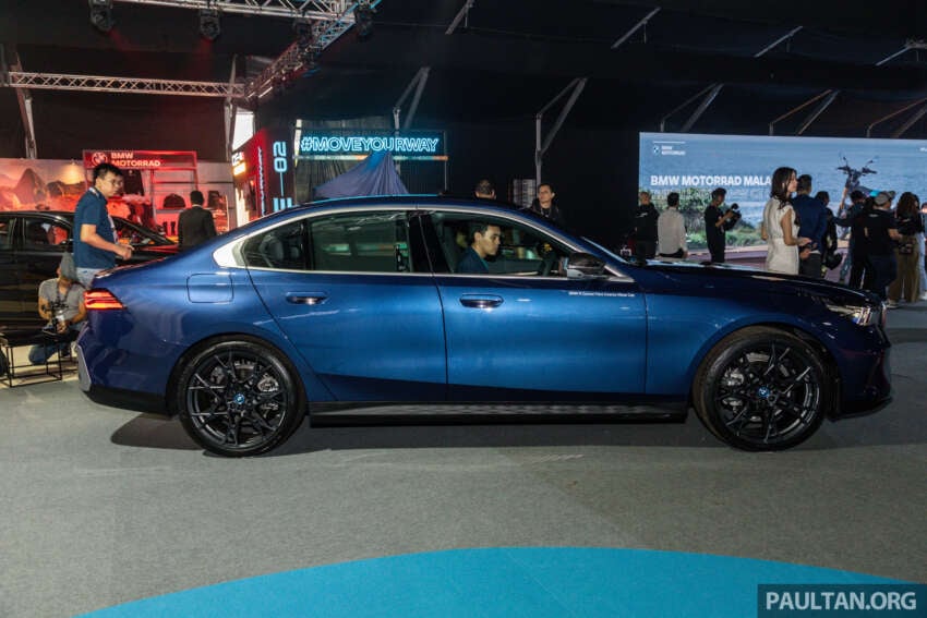 BMW 520i G60 2024 di M’sia – 2.0T hibrid ringkas 208 hp/330 Nm,  Driving Assistant Plus; jangkaan RM340k 1766413