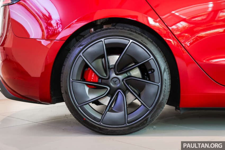 2024 Tesla Model 3 Performance in Malaysia – 460 hp, 0-100 km/h in 3.1 secs, 528 km range, from RM244k 1762134