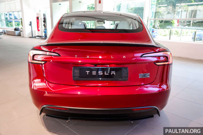 2024 Tesla Model 3 Performance in Malaysia – 460 hp, 0-100 km/h in 3.1 secs, 528 km range, from RM244k 1762116