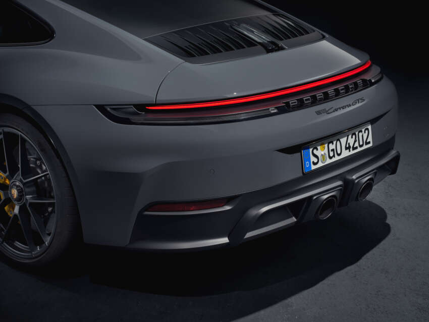 992 Porsche 911 facelift debuts with first-ever hybrid system – 541 PS/610 Nm Carrera GTS with T-Hybrid 1771671